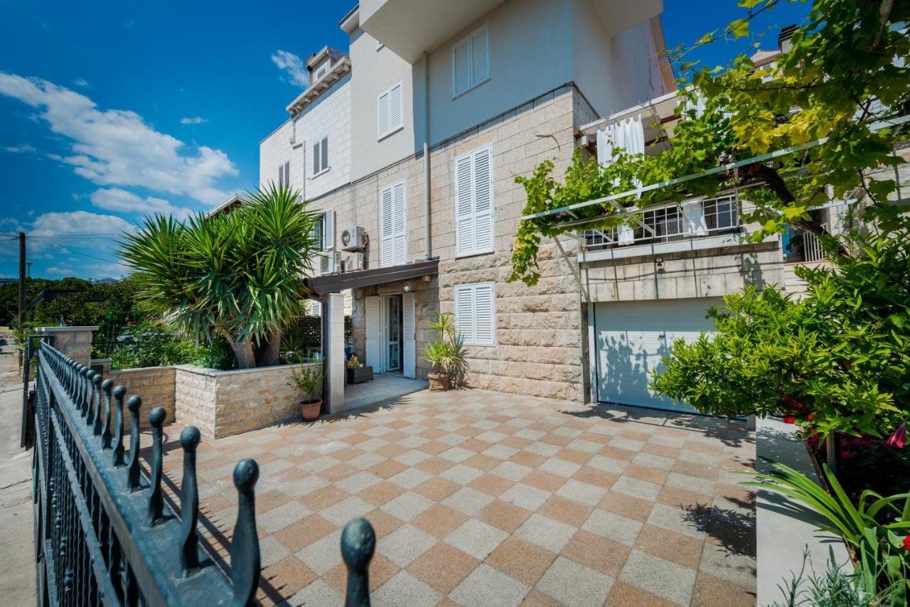 Superior Stunning Apartment Gravosa With A Free Parking Ragusa Esterno foto