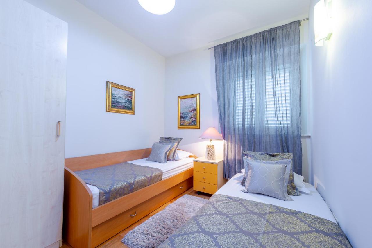 Superior Stunning Apartment Gravosa With A Free Parking Ragusa Esterno foto
